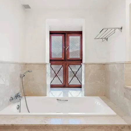 Oceana Villa *